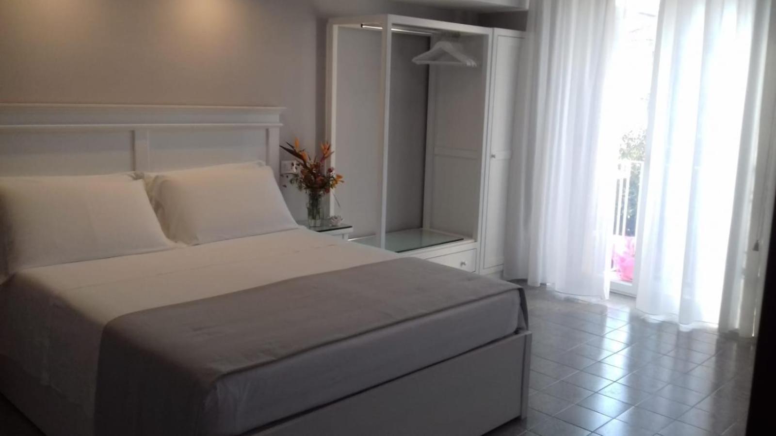 Residenza Corallina Тропея Экстерьер фото