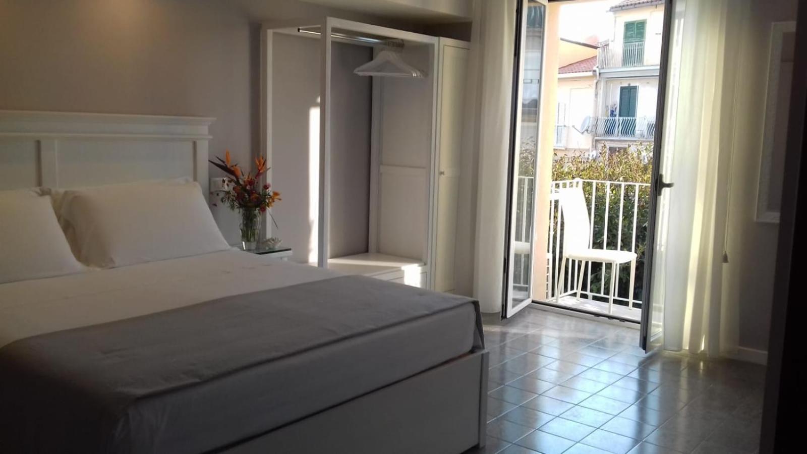 Residenza Corallina Тропея Экстерьер фото